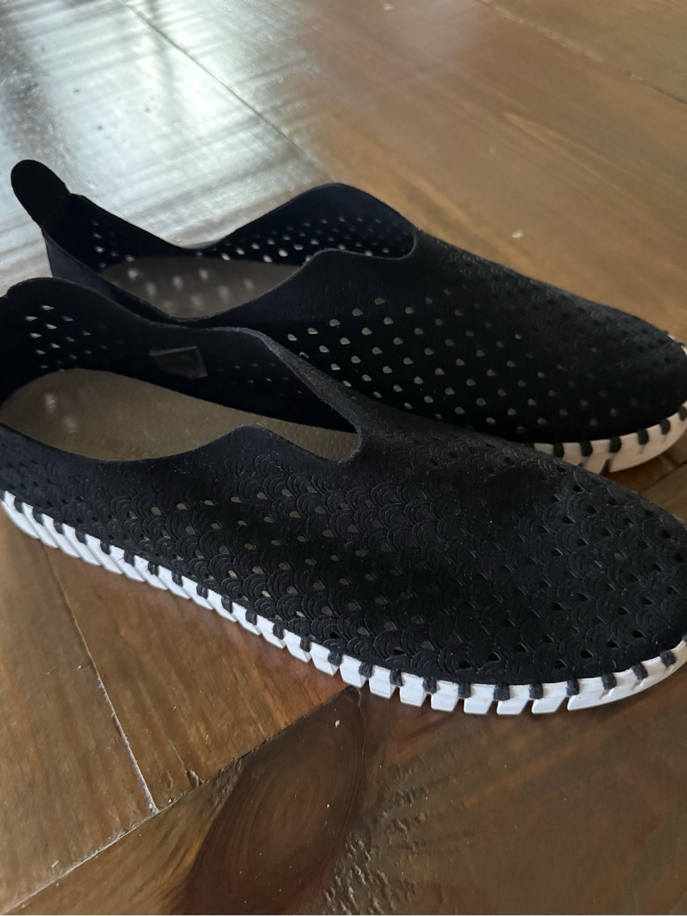 Ilse Jacobsen Black Perforated Slip-On Flats with White Trim